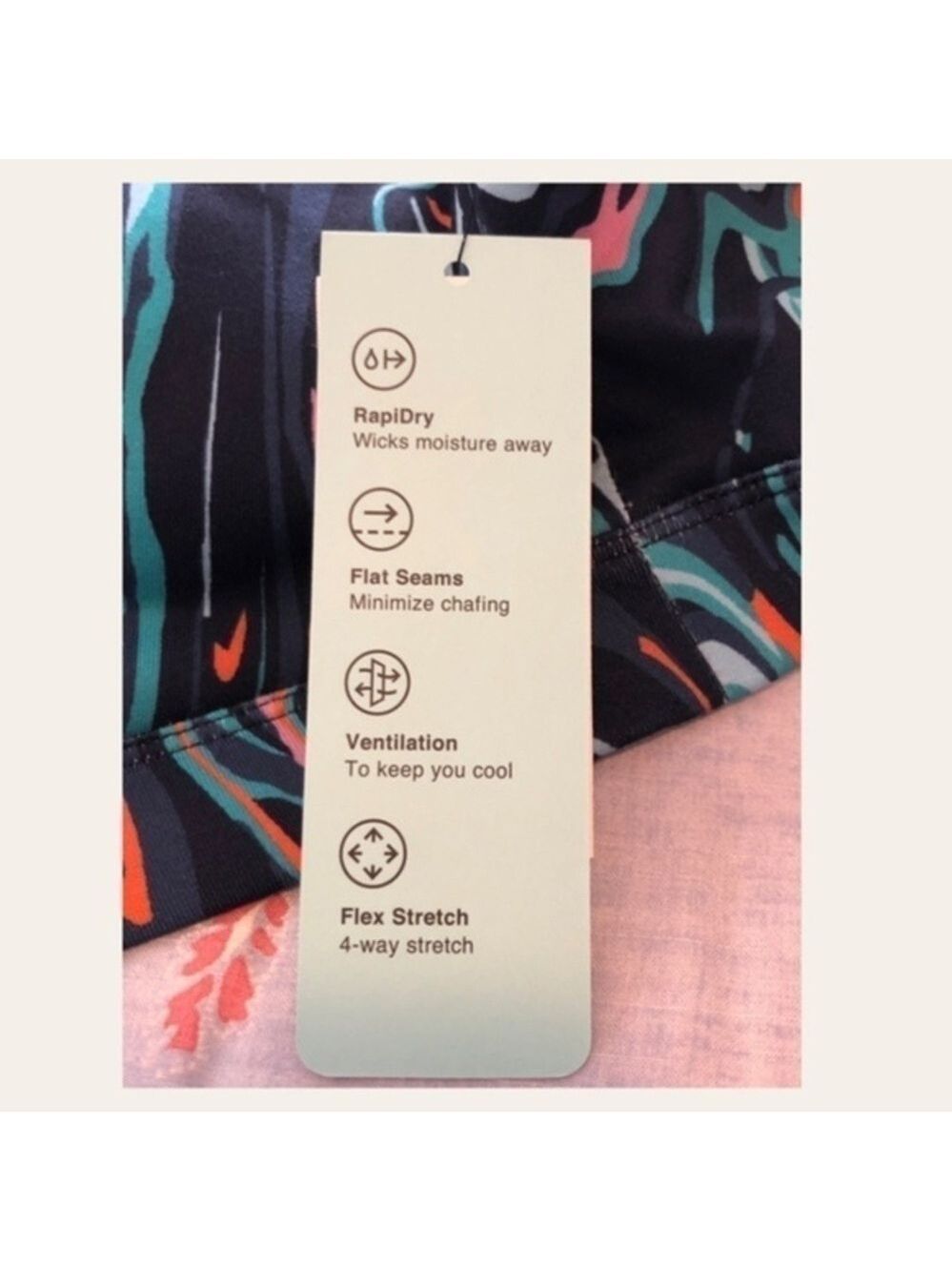 NWT ID IDEOLOGY Swirly Print Low-Impact Strappy-Back Performance Sports Bra/MD - Picture 10 of 14